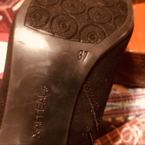 Perfect XAppeal Black Ankle Booties .Size 7 - Picture 3 of 10